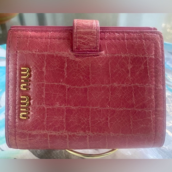 MIU MIU Pink Croc Trifold Wallet | - Picture 5 of 14